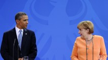 Cum își petrec Crăciunul Barack Obama și Angela Merkel