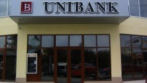 В Unibank-е введено спецуправление. Банку запрещено выдавать кредиты