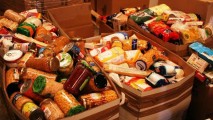 Cota TVA la produsele alimentare s-ar putea reduce