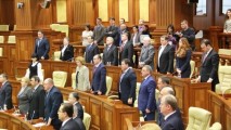 Deputații aleg astăzi componența Comisiilor Parlamentare