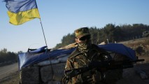 SUA va acorda totuși armament pentru Ucraina