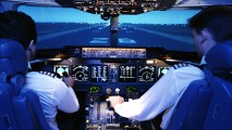 Авиакомпании начали вводить правило «двух человек» в кабине пилотов