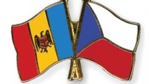 Премьер-министр Чехии посетит Молдову