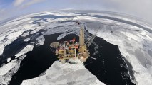 Shell начнет шельфовое бурение в Арктике нынешним летом