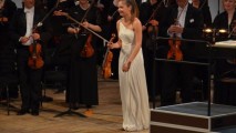 Violonista Alexandra Conunova a obținut premiul trei la concursul Ceaikovski