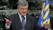 Ucraina: Merkel, Hollande, Poroșenko și Putin, pentru "aplicarea completă a armistițiului"