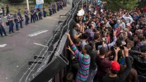 Ungaria: tunuri de apă împotriva imigranților