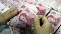 Пекин ужесточил контроль за движением капитала