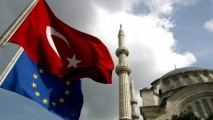 ЕС и Турция приняли план действий по миграции