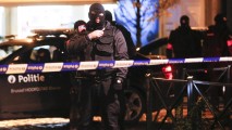 Пострадавшим от терактов в Париже выплатят 300 миллионов евро