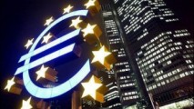 BCE și-ar putea revizui politica monetară
