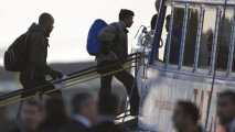 Из Греции выслали первых мигрантов в рамках соглашения с Анкарой