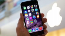 Apple впервые сообщила о снижении объема продаж iPhone