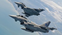 Британские истребители перехватили российские самолеты над Балтикой
