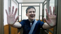 Nadeja Savcenko a ajuns în custodia autorităţilor ucrainene