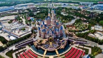 Disneyland Shanghai se deschide astăzi în China. Noul parc de distracții de peste 5 miliarde de dolari