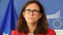 Comisarul european pentru Comerţ avertizează