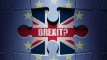 Parlamentarii britanici trebuie să decidă asupra Brexit, cer avocaţi britanici