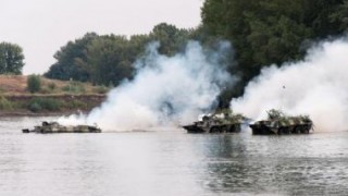 Военные ОГРВ и Приднестровья высадились на правый берег Днестра