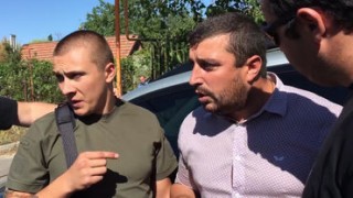 В Одессе неонацисты избили мужчину за наклейку с крестом