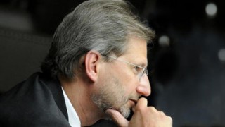 Comisarul european Johannes Hahn vine luni la Chișinău