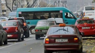 Atenție șoferi: Ce trasee trebuie să evitați astăzi în Chișinău