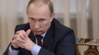 Putin sugerează că SUA îi spionează pe jurnaliştii ruşi acreditaţi