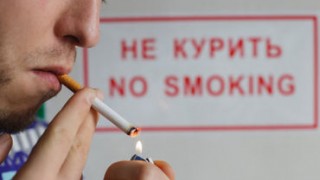 За курение в неположенных местах граждане Молдовы заплатили уже миллион леев