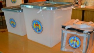Moldovenii, tot mai puțin interesați de alegeri: prezența la vot a scăzut