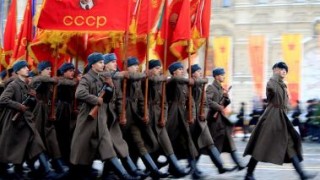 Марш в честь парада 1941 года прошел на Красной площади Москвы