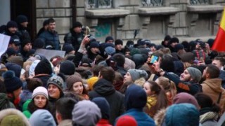 Protestele împotriva alegerilor continuă și astăzi la Chișinău