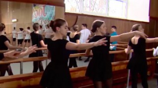 Новое поколение: молдавский ансамбль "Жок" возродил детскую студию