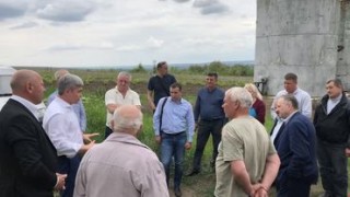 Александр Жиздан пообещал жителям села Флорены решить проблему с водой