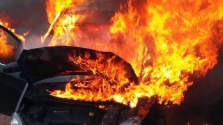 Un automobil a explodat în sectorul Botanica din Capitală