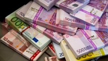 Prețurile de consum din zona euro au scăzut în februarie pentru a treia lună consecutiv