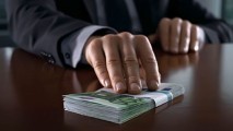 Инвестиции в долгосрочные материальные активы сократились на 3,4%