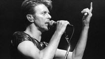 A murit legendarul muzician David Bowie