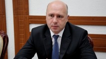 Filip a început să strângă voturile de încredere