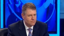 Presa din România: Klaus Iohannis, scos oficial din casa pe care a pierdut-o în instanța de judecată