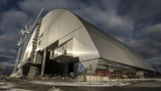 Sarcofag nou pentru reactorul 4 de la Cernobîl