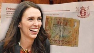 Девочка дала взятку премьеру Новой Зеландии ради изучения драконов