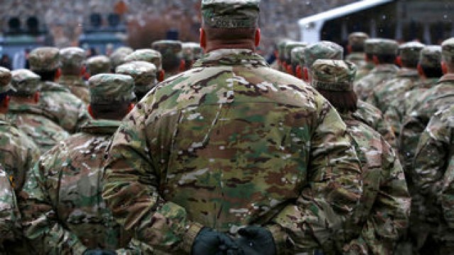 Трамп отправит на Ближний Восток еще 3 тысячи солдат